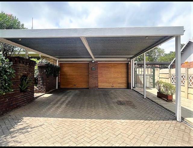 3 BEDROOM HOUSE FOR SALE IN LIBRADENE